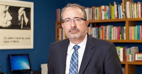JOSÉ CASTILHO .